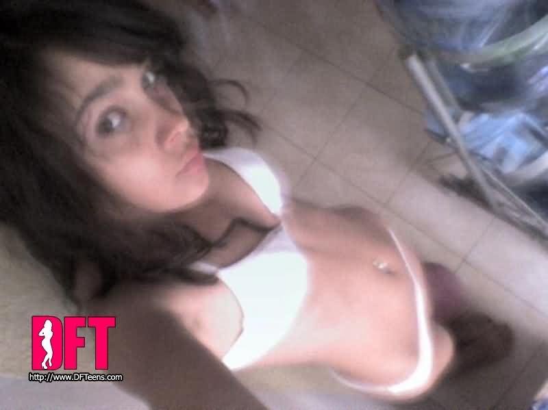 rfruky371670-02.jpg