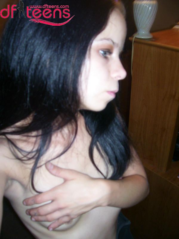 _cenegirls00003044.jpg